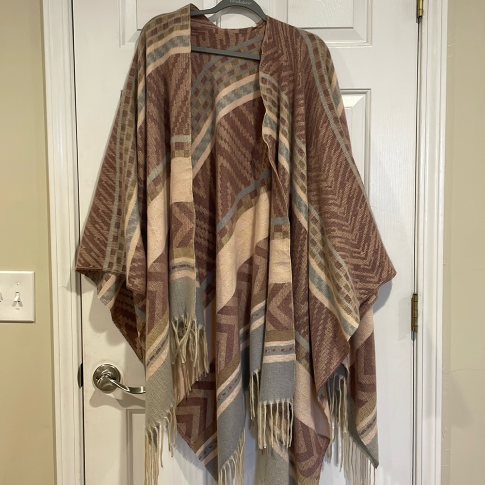 Mauve Pink Patterned Shawl